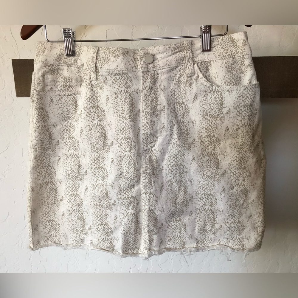 Paige Anthropologie Aideen Denim Mini Skirt, White animal print, snake print•30 - Picture 6 of 15